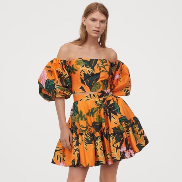 H&M Dresses & Skirts - H&M Puff-sleeved Poplin Blouse & Flared Skirt NWT